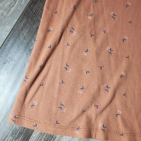 Old Navy Ribbed Floral Casual Boho Tee Shirt Top Size Large - Picture 7 of 11